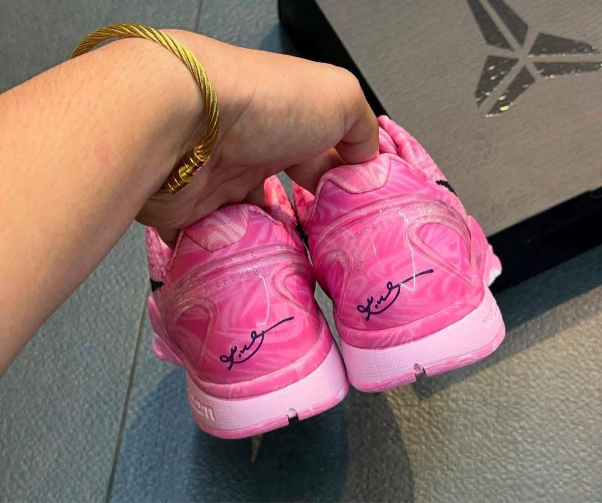 Kobe 6 Protro "Strawberry"