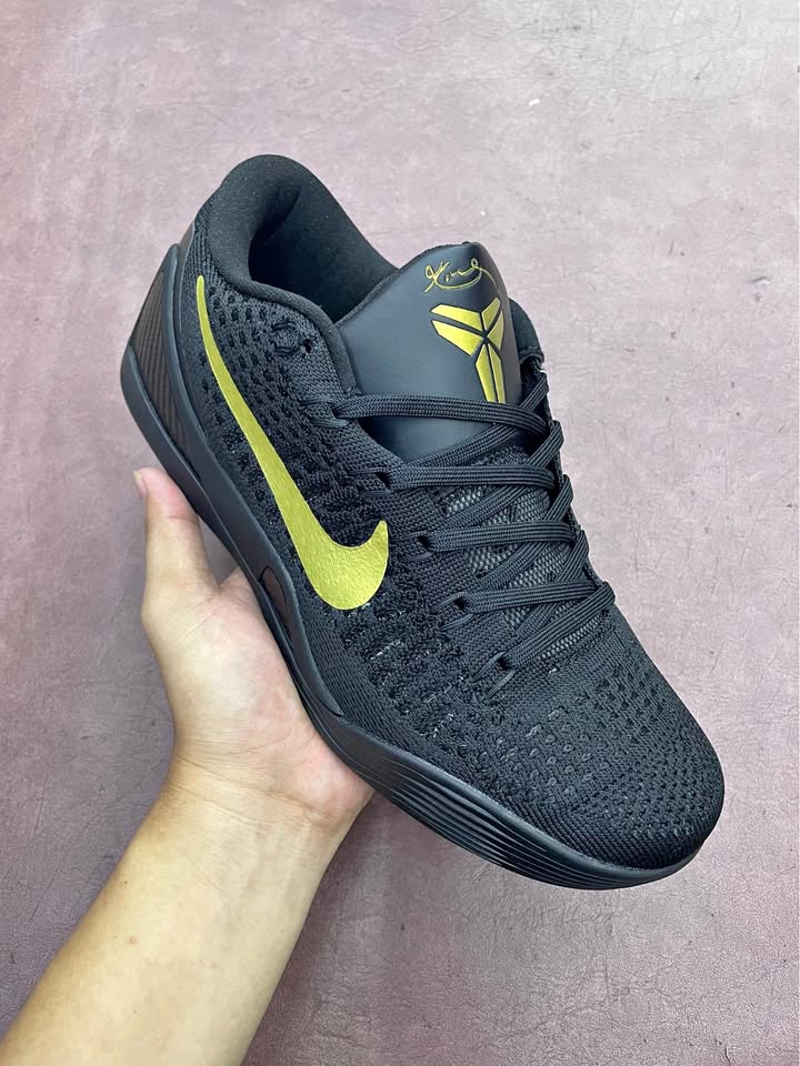 Kobe 9 Low - Black Gold