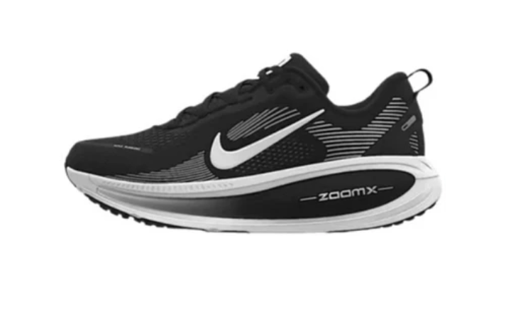 Nike Vomero 18 - Black White
