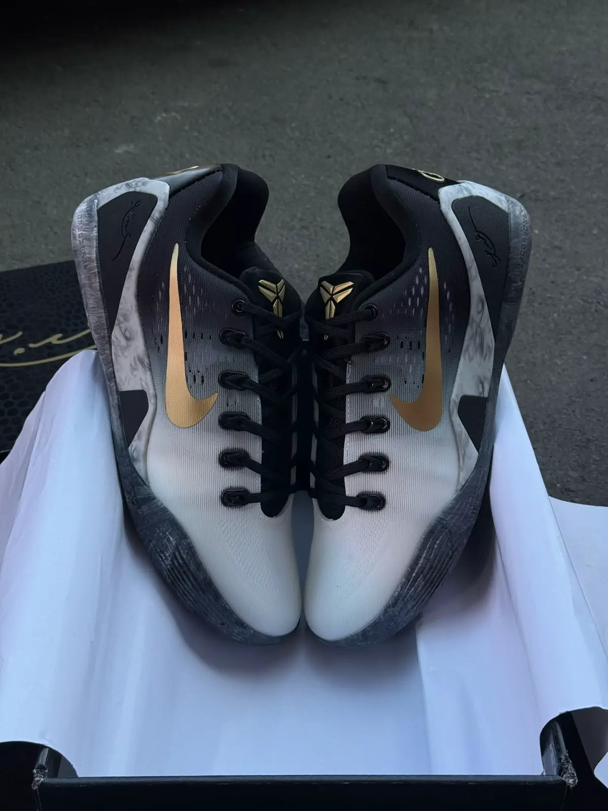 Kobe 9 Low - Mambacita