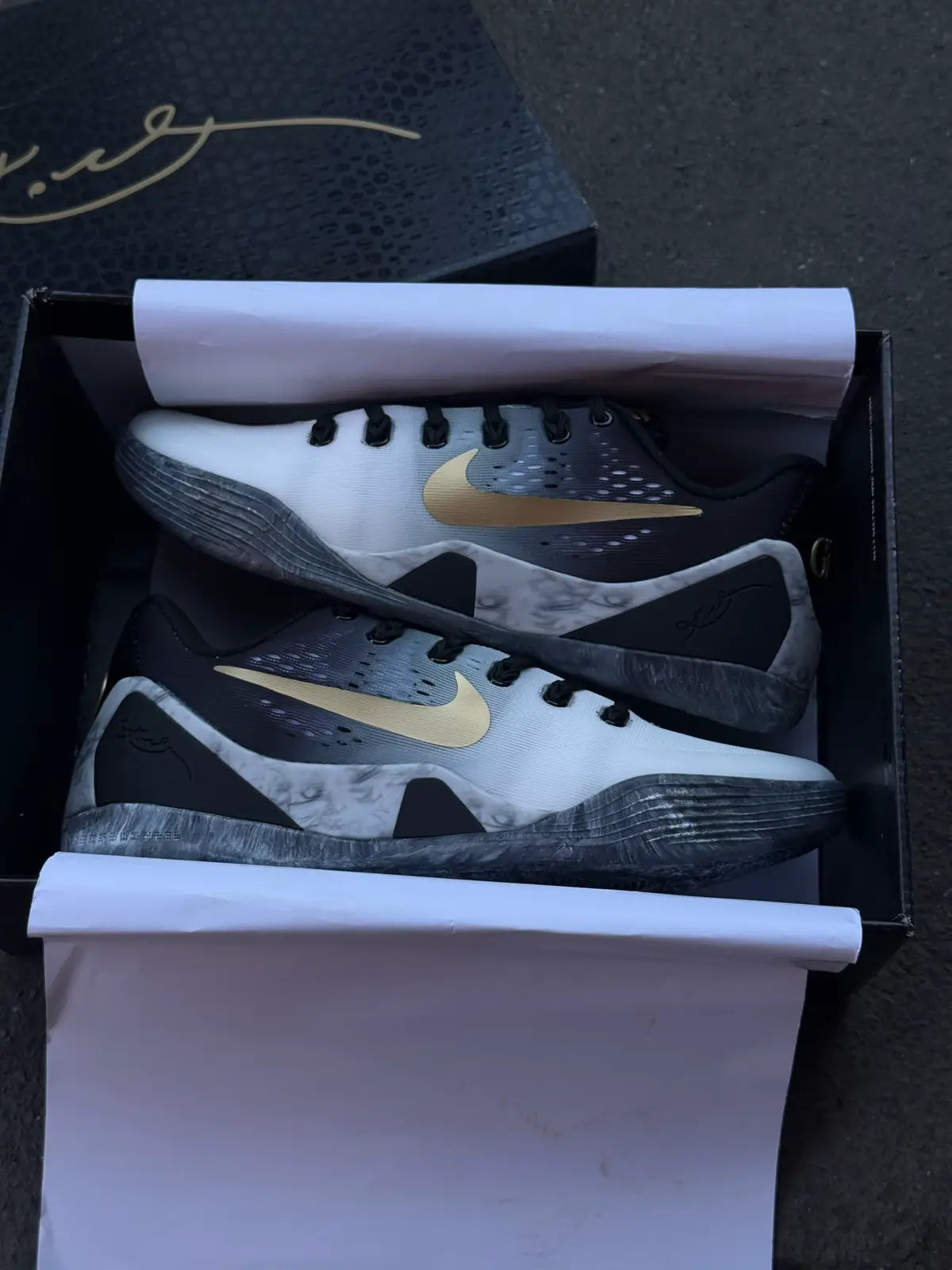 Kobe 9 Low - Mambacita